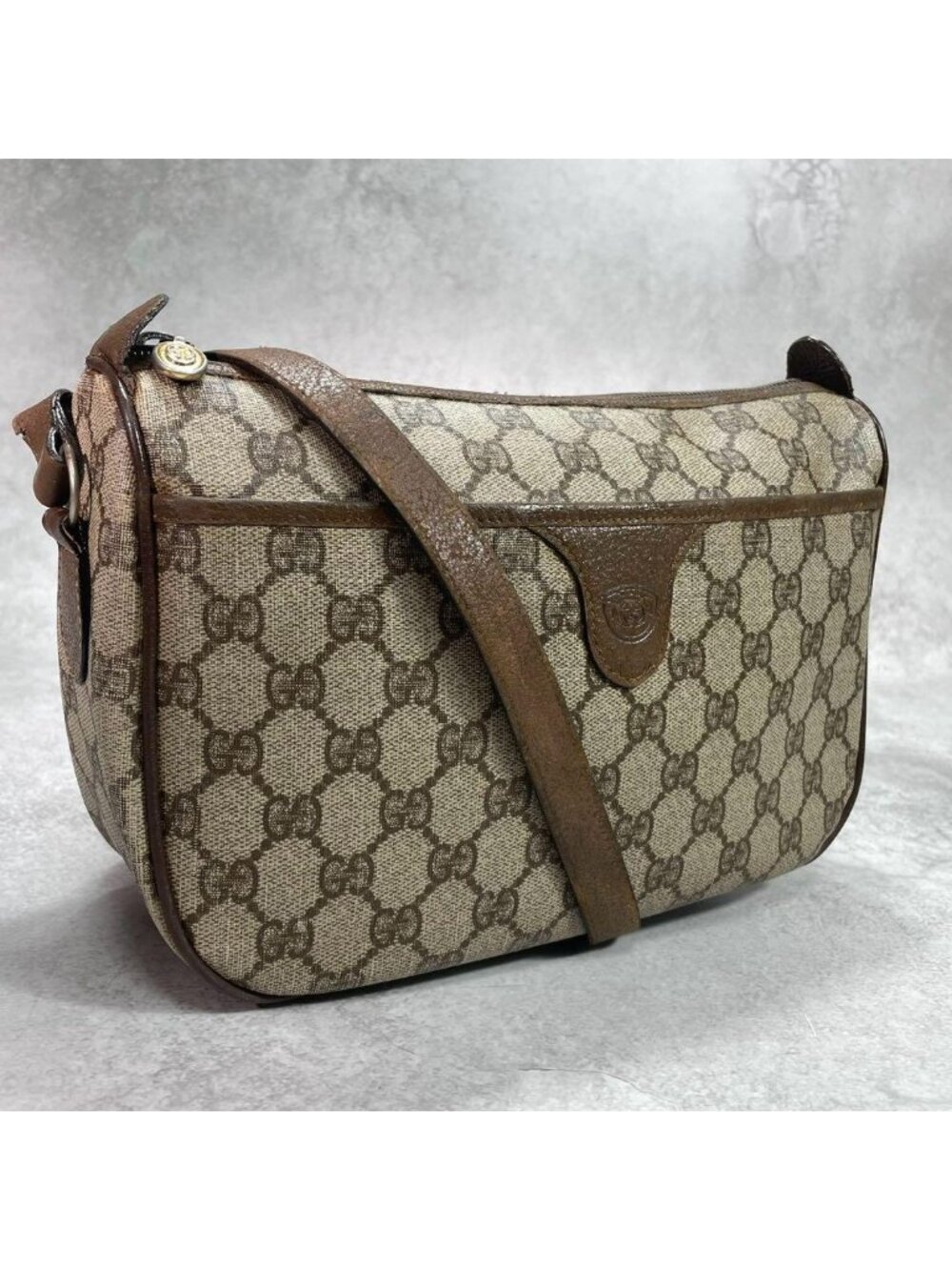 Gucci GG Shoulder Bag Brown Beige Leather Logo